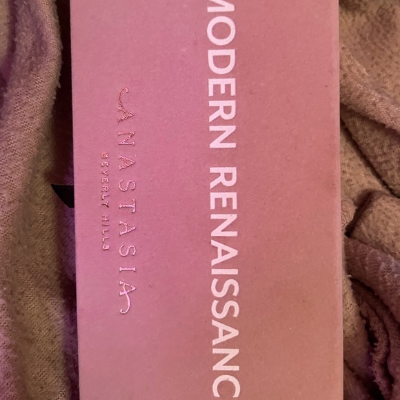 ANASTASIA Beverly Hills MODERN RENAISSANCE.. barely used as you can see in photo - Picture 1 of 3